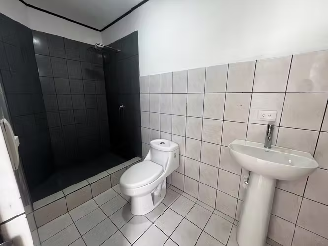 Alquiler casa en Barva de Heredia, céntrica , 3 habitaciones - Imagen 7