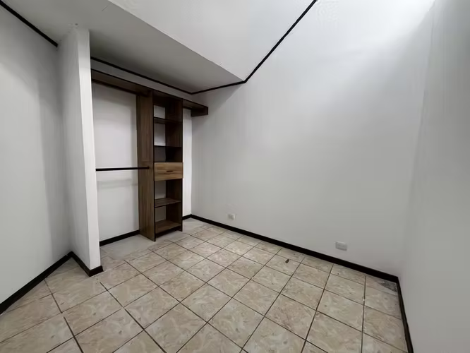 Alquiler casa en Barva de Heredia, céntrica , 3 habitaciones - Imagen 9