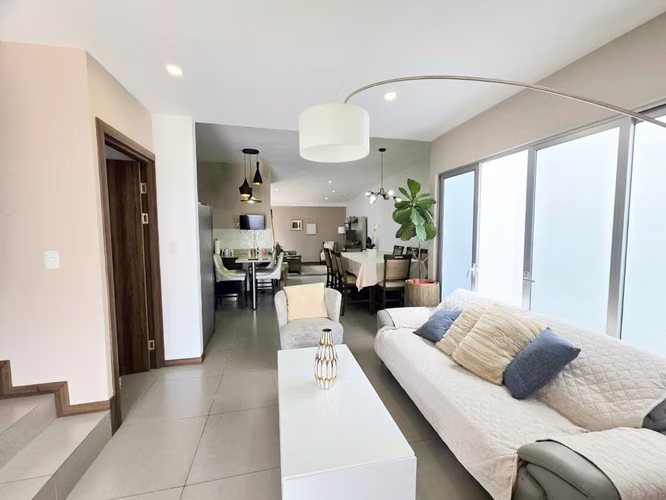 Venta de casa en condominio en Brasil de Mora