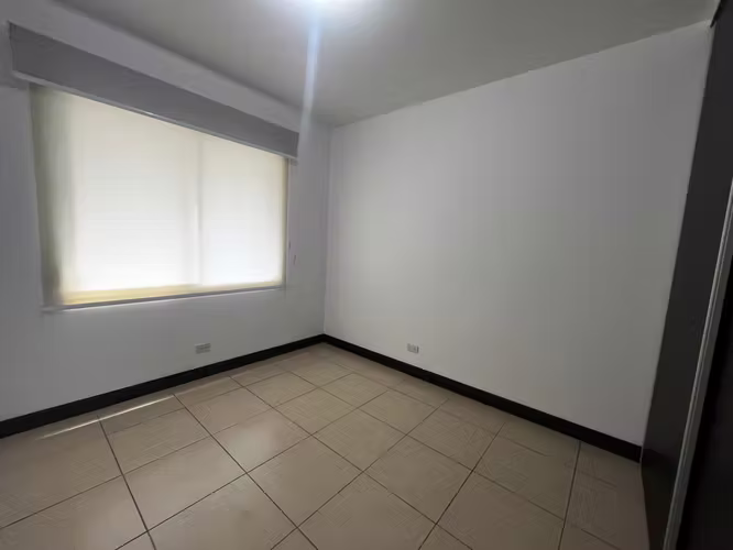 Alquiler apartamento amplio en San Pablo Heredia, condominio con piscina - Imagen 12