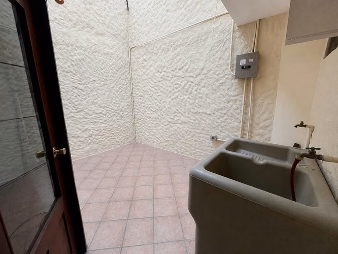 Alquiler apartamento en Sabana Norte | 3 habitaciones | 3 baños | Planta baja - Imagen 2