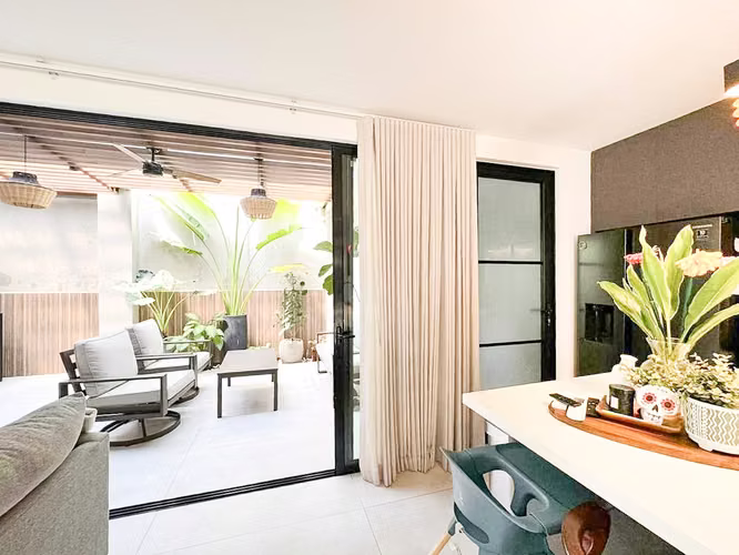 Venta de casa en condominio en Guachipelín - Imagen 4