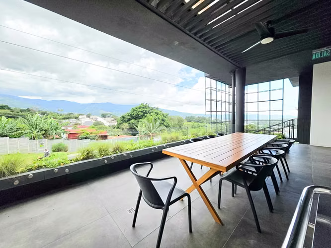 Venta de casa en condominio en Guachipelín - Imagen 19