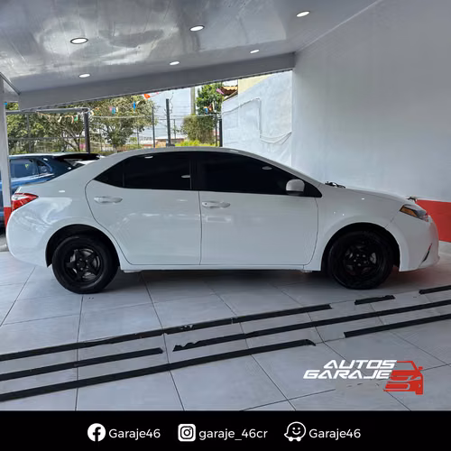 TOYOTA COROLLA  2014