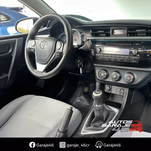 TOYOTA COROLLA  2014