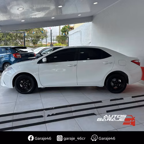 TOYOTA COROLLA  2014