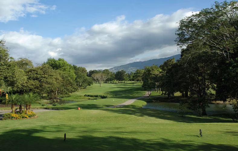 Residencia Colonial de Lujo en Valle del Sol, Santa Ana - 4DOR/3.5BA - 450 m2 - Imagen 10