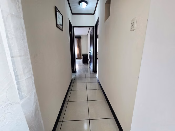 Alquiler de apartamento semi amoblado en la Uruca - Imagen 9