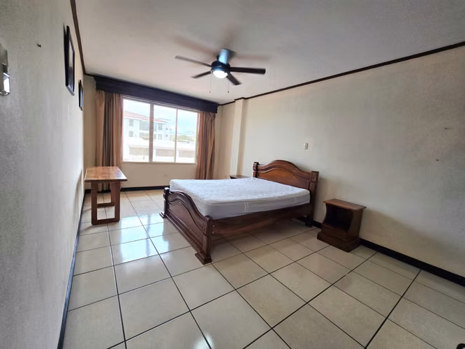 Alquiler de apartamento semi amoblado en la Uruca - Imagen 11