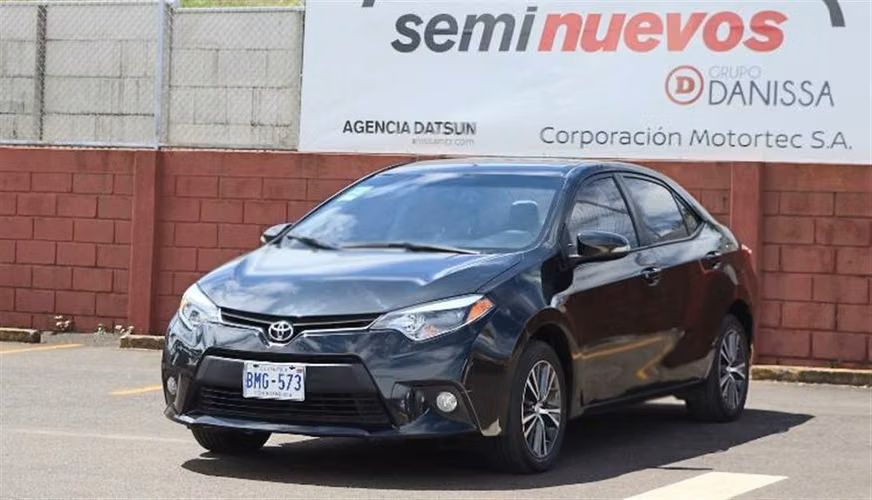 TOYOTA COROLLA 2017 AUTOMÁTICA GASOLINA NEGRO - Imagen 6