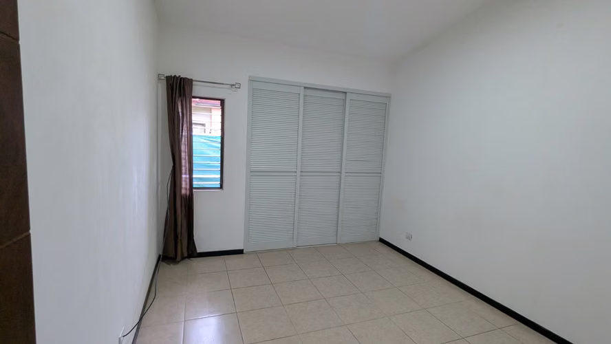 SE ALQUILA CASA EN TERRAZAS DEL OESTE, CONCASA - Imagen 11