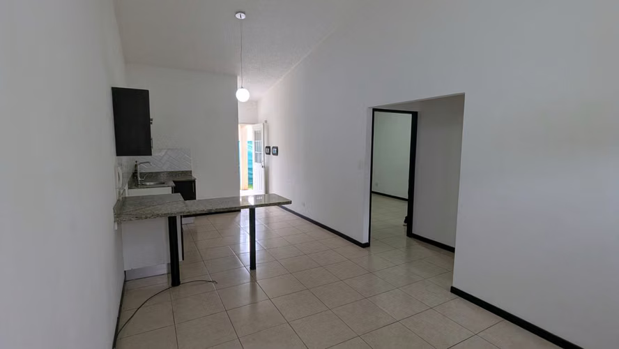 SE ALQUILA CASA EN TERRAZAS DEL OESTE, CONCASA - Imagen 5
