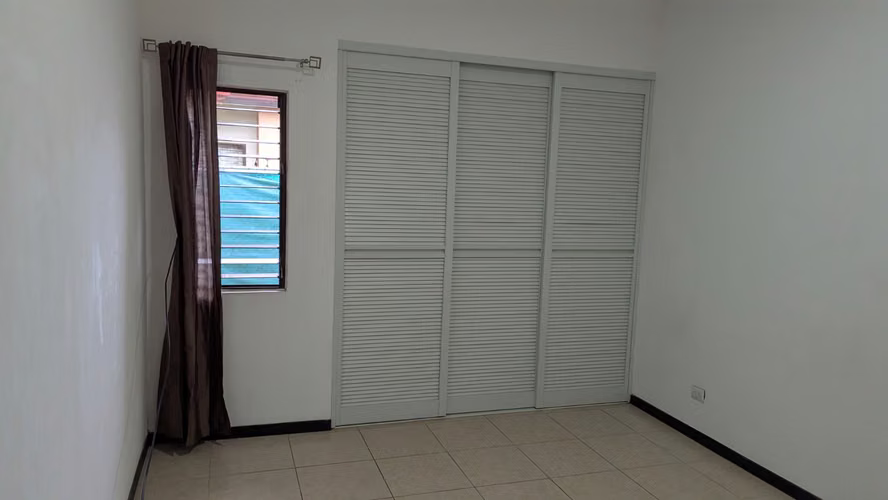 SE ALQUILA CASA EN TERRAZAS DEL OESTE, CONCASA - Imagen 10