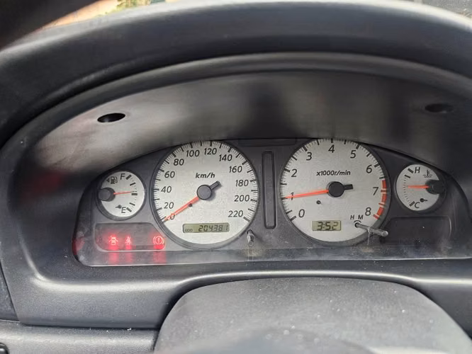 Nissan Almera 2006