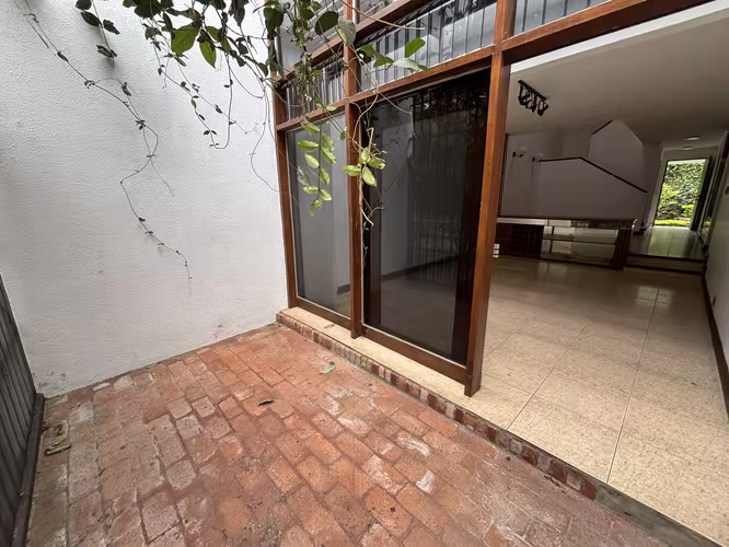 Casa en Alquiler – Pinares de Curridabat