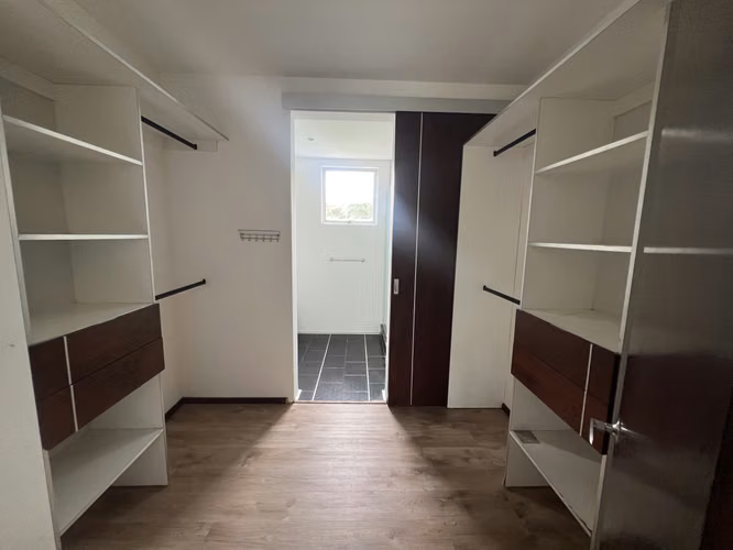 APARTAMENTO AMUEBLADO EN ALQUILER – SANTA ANA $1800 - Imagen 15