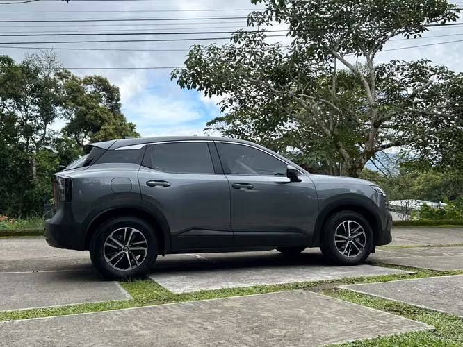 NISSAN KICKS - Imagen 8