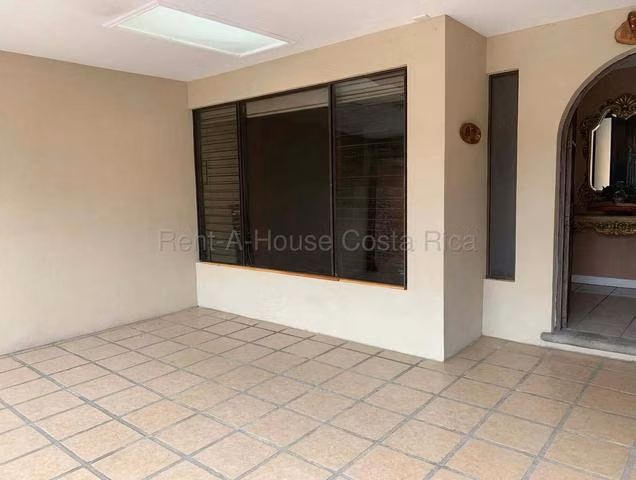 Venta de Casa en Pavas, San José. 27-704 MJM