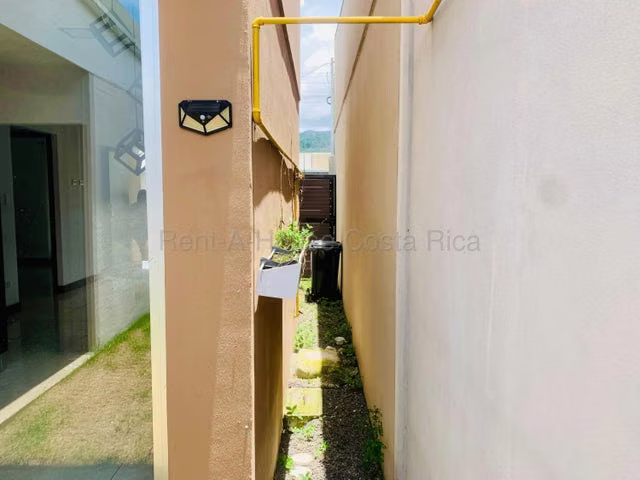Venta de Casa en El Guarco-El Tejar, Cartago. - Imagen 12