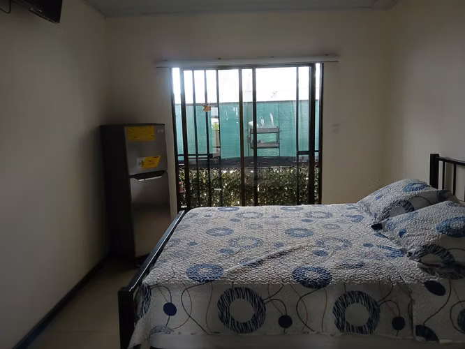 SE VENDE EDIFICIO DE 7 APARTAMENTOS PARA AIRBNB EN LA URUCA, POR EL HOTEL BARCELO PALACIO. - Imagen 8