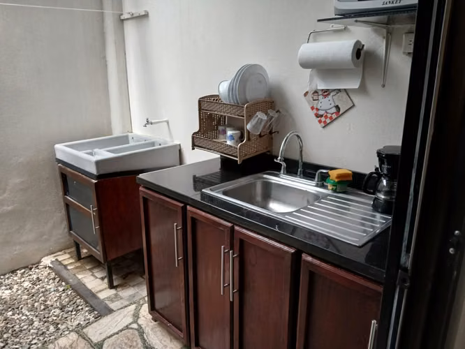 SE VENDE EDIFICIO DE 7 APARTAMENTOS PARA AIRBNB EN LA URUCA, POR EL HOTEL BARCELO PALACIO. - Imagen 2