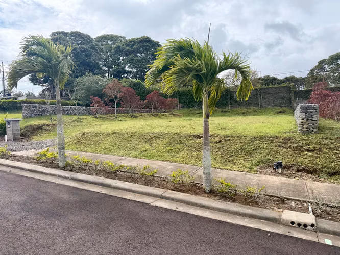 VENDO LOTE DE 357,54 M2 EN CONDOMINIO, SAN ISIDRO HEREDIA - Imagen 2