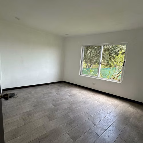 ALQUILER DE CASA INDEPENDIENTE EN TURRÚCARES DE ALAJUELA - Imagen 10