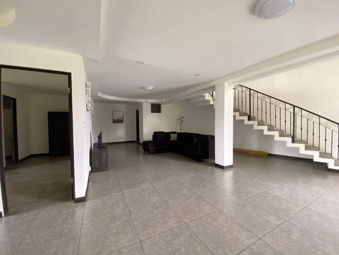 ALQUILER DE CASA INDEPENDIENTE EN TURRÚCARES DE ALAJUELA - Imagen 3
