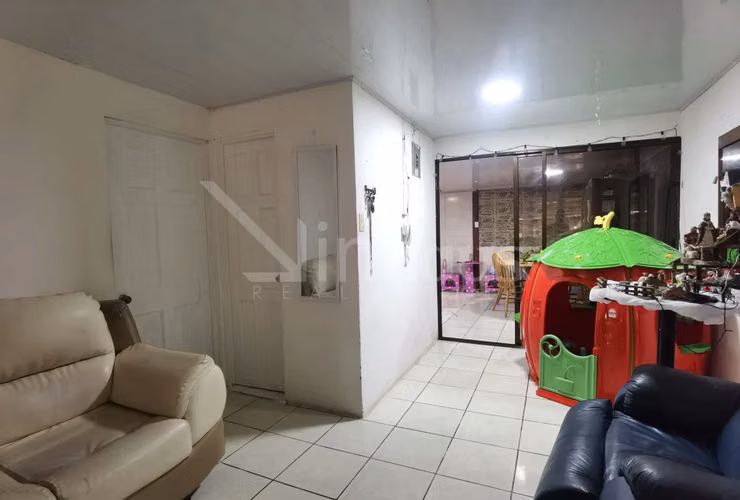 Venta de propiedad con casa y dos apartamentos (ID 41799) - Imagen 7