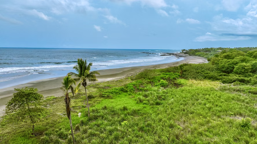 Terreno Frente al Mar en Playa Junquillal, Costa Rica - Imagen 6