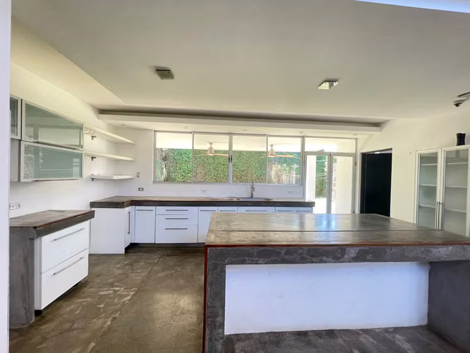 ALQUILER CASA GRANDE EN TURRÚCARES DE ALAJUELA - Imagen 3