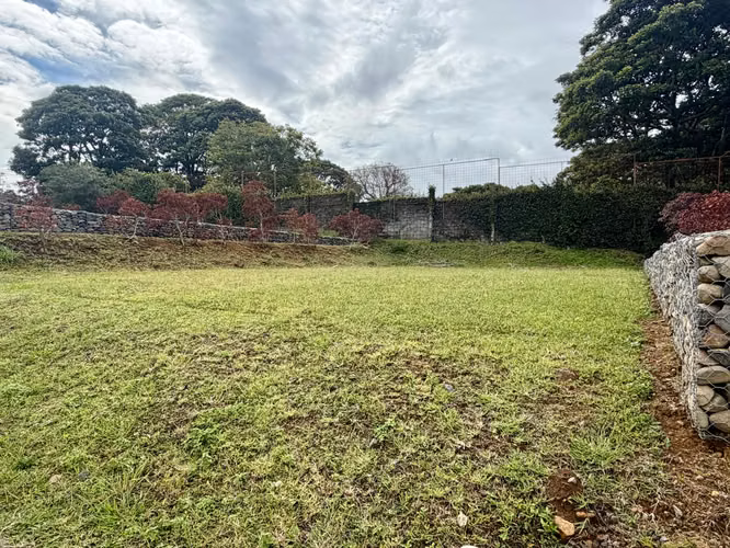 Lote de 352.36 m2 - San Isidro Heredia - Imagen 2