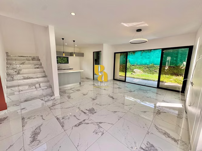 Venta de casa para inversión en condominio en San Rafael, Alajuela - Imagen 4