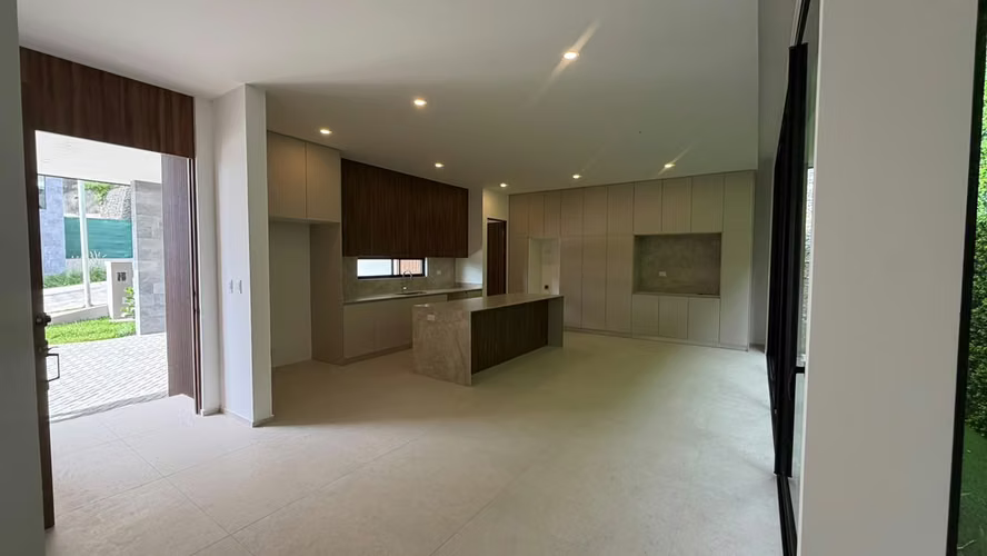 VENTA DE CASA EN SANTA ANA - Imagen 5