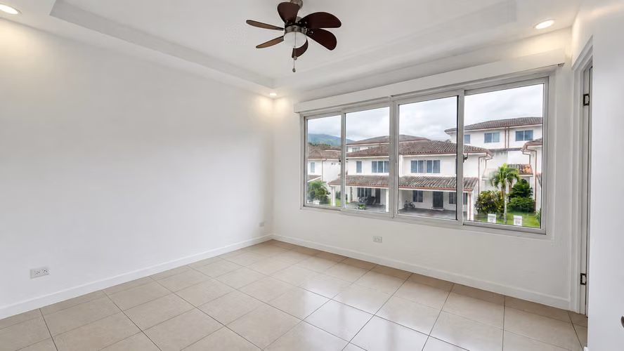 ALQUILER/VENTA DE CASA EN HACIENDA COLÓN, CIUDAD COLÓN* - Imagen 3