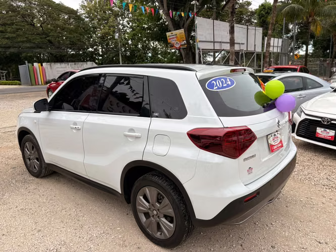 SUZUKI VITARA GL PLUS ALL GRIP-2024-AUTO- - Imagen 3