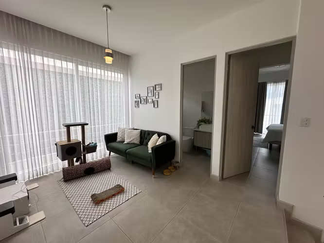 ALQUILER DE HERMOSA CASA EN CONDOMINIO LA ARBOLEDA