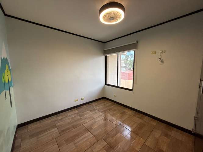 Venta Casa de 2 Niveles en Condominio Los Colegios Moravia - Imagen 10