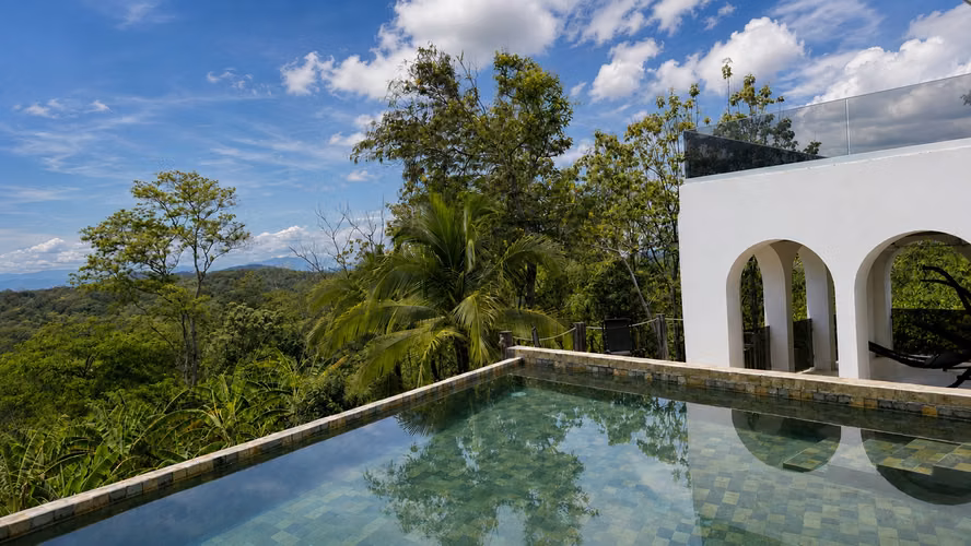 Propiedad Privada con Vistas al Océano en Puntarenas |