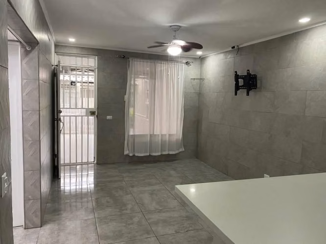 Vendo casa en Desamparados de Alajuela en residencial con seguridad - Imagen 4