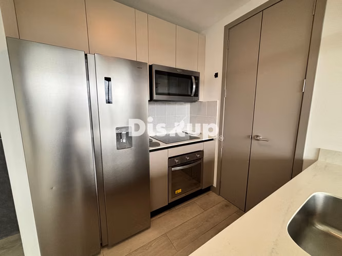 Precioso y moderno apartamento de 2 hab. en piso 15. Núcleo, Sabana - Imagen 3