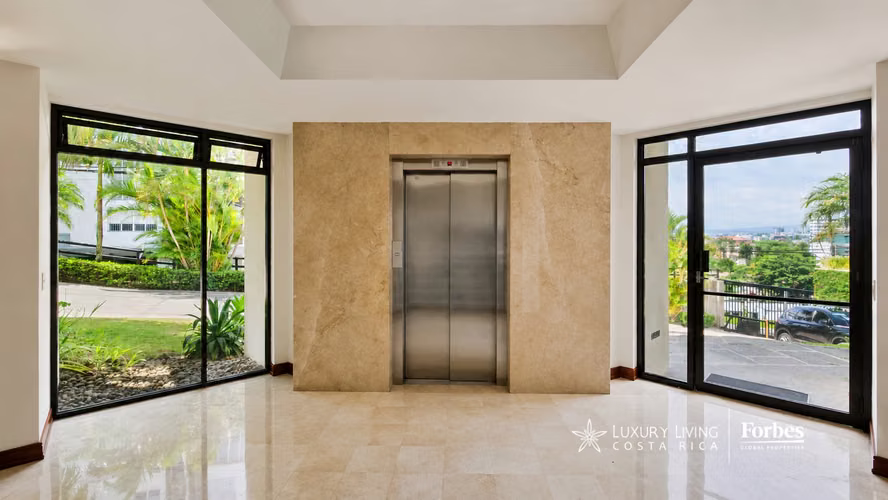 21518 - Condominio de Lujo con Vistas en Escazú | Apartamento Orquídeas - Imagen 19