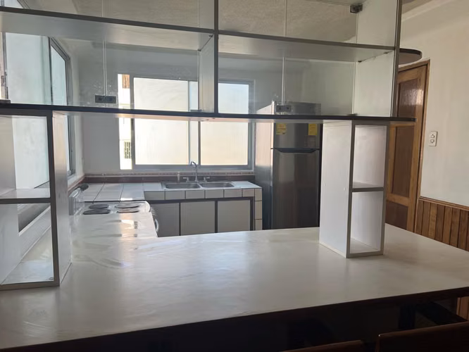 Se alquila apartamento semi amueblado - Imagen 13