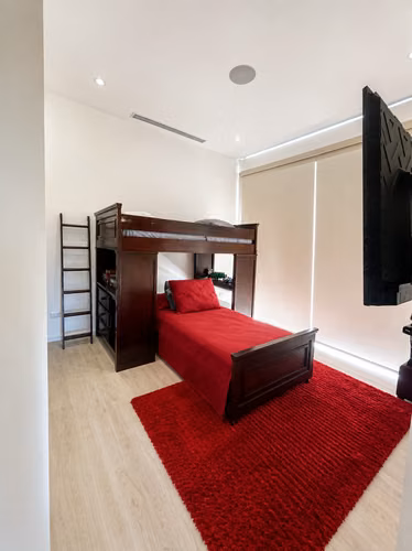 Venta de espectacular apartamento en Piedades de Santa Ana - Imagen 10