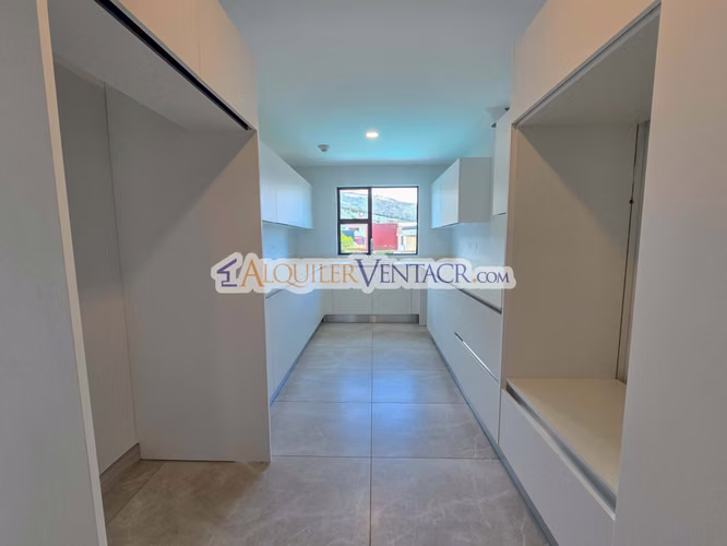 LUJOSO APARTAMENTO DE 3 HABIT.+ DE SERVICIO EN ESCAZU CENTRO - Imagen 10