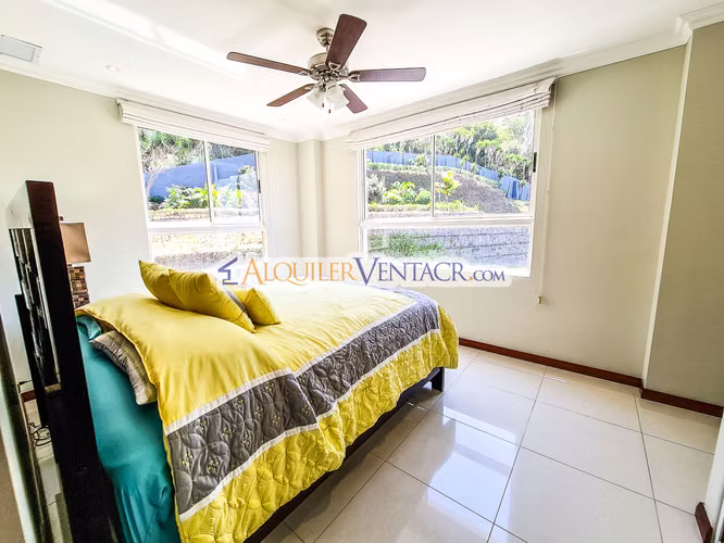 APARTAMENTO AMUEBLADO DE 3 HABIT. CON VISTA EN SAN RAFAEL ESCAZU - Imagen 17