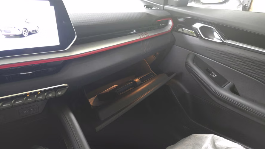 2026 Geely GEELY COOLRAY GT SPORT A/T — PRACTICALLY BRAND NEW