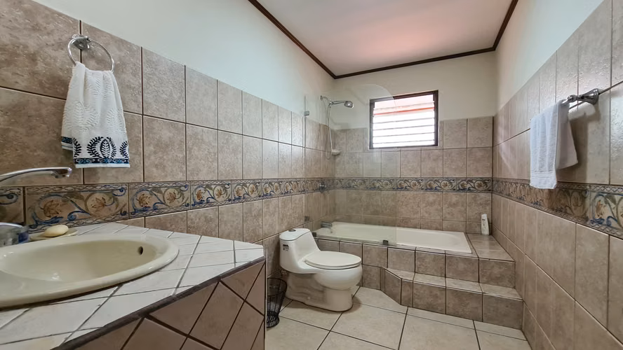 Alquiler | Excelente CASA | Residencial Privado | Guayabos, Curridabat - Imagen 13