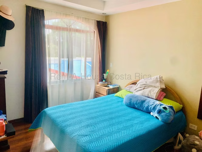 Venta de Casa en Condominio Residencias del Tirrá - Imagen 18