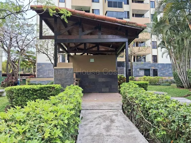 Alquiler de Elegante Apartamento AMUEBLADO en Condominio Concasa-Alajuela. 27-436 - Imagen 3